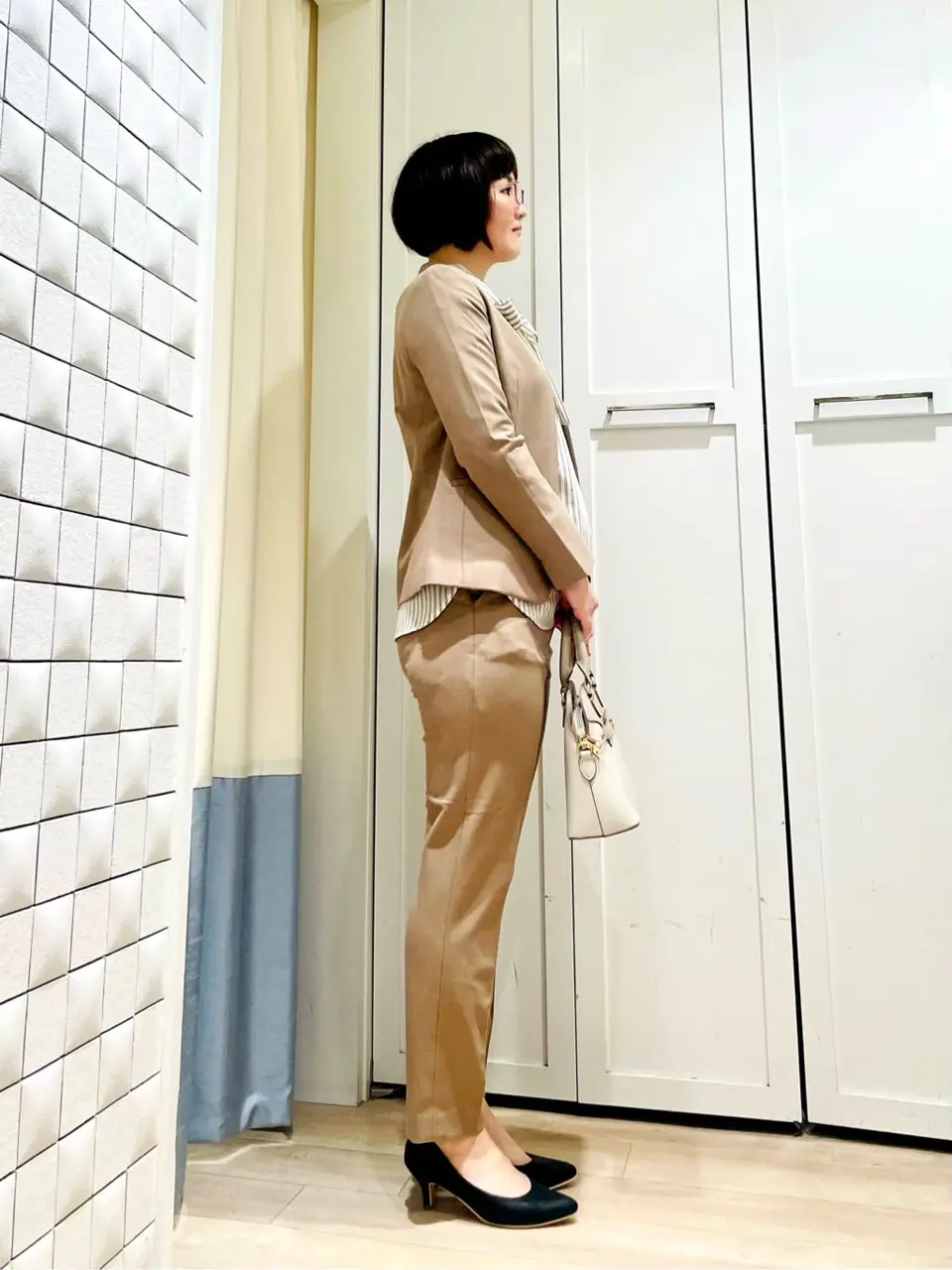 ANY SIS スタッフ コーディネート画像