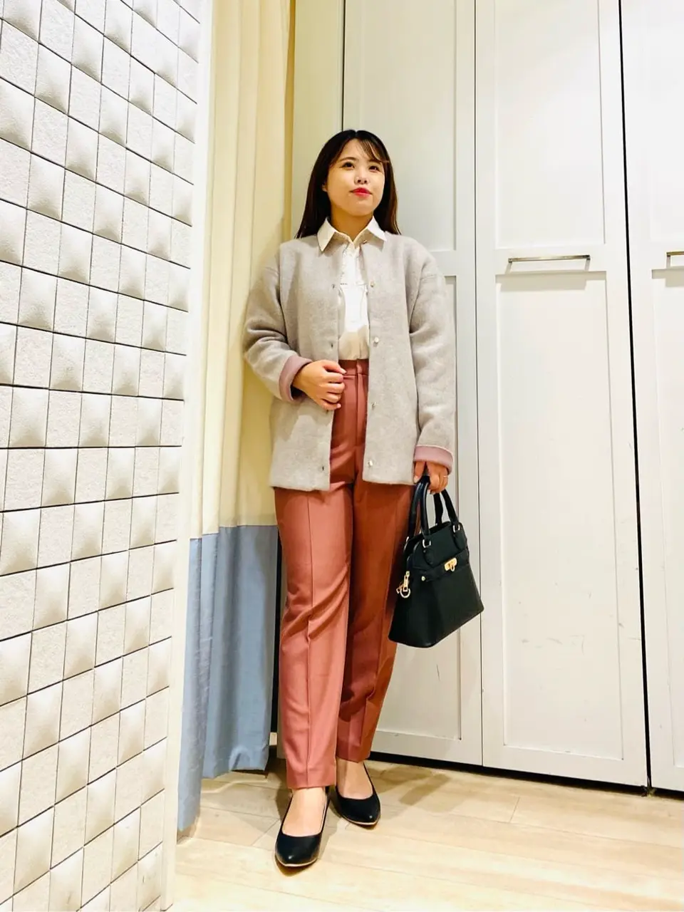 ANY SIS スタッフ コーディネート画像