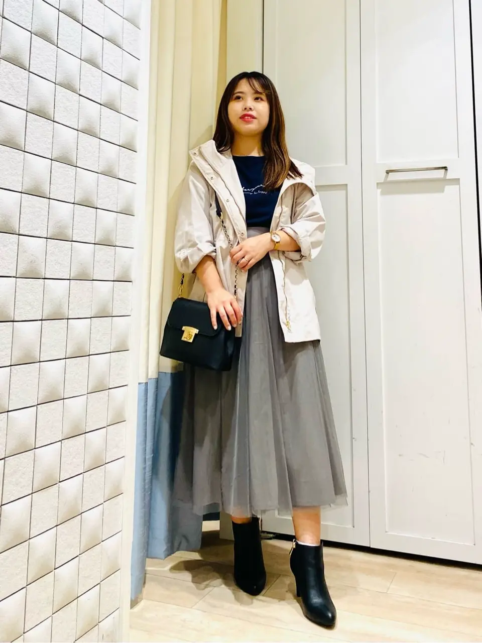 ANY SIS スタッフ コーディネート画像