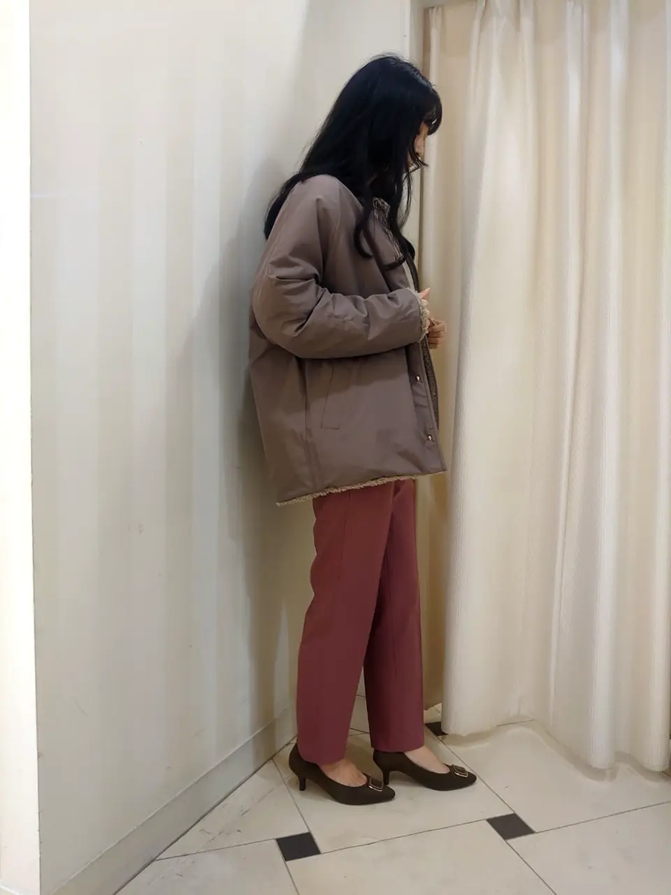 ANY SIS スタッフ コーディネート画像