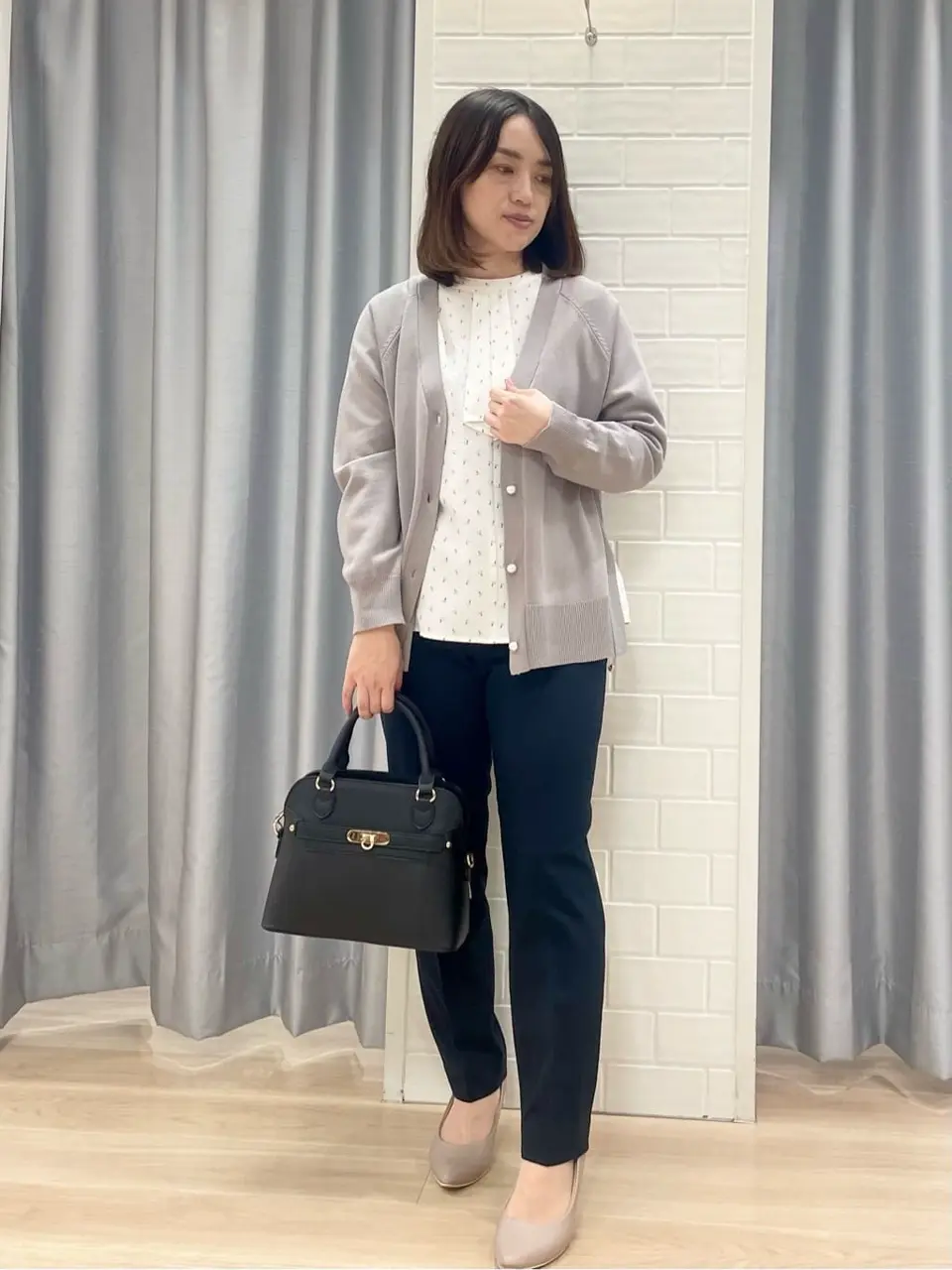 ANY SIS 丸岡 コーディネート画像