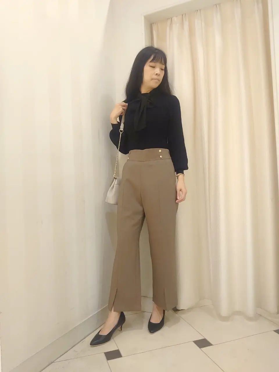 ANY SIS スタッフ コーディネート画像