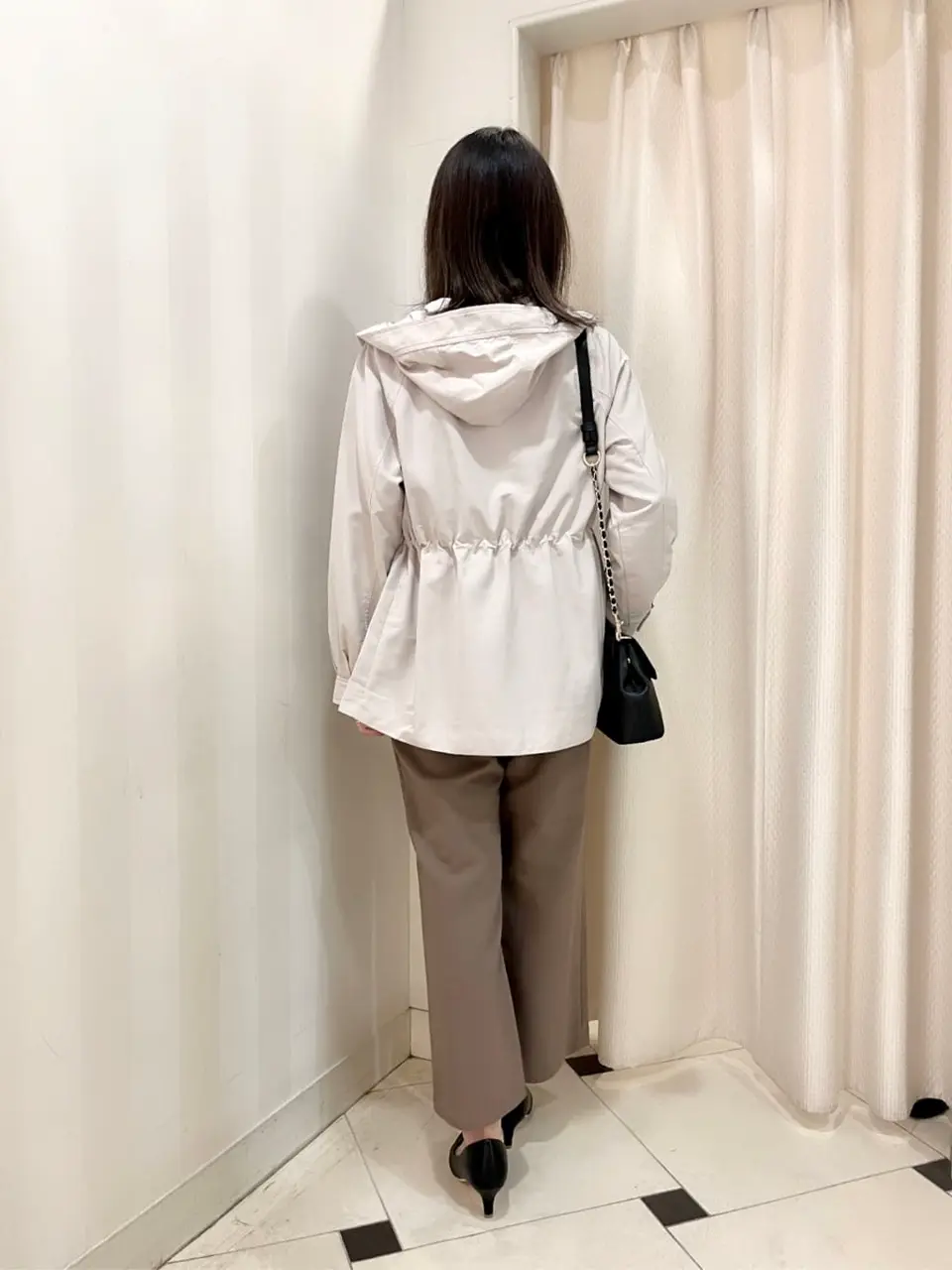 ANY SIS 金井 コーディネート画像