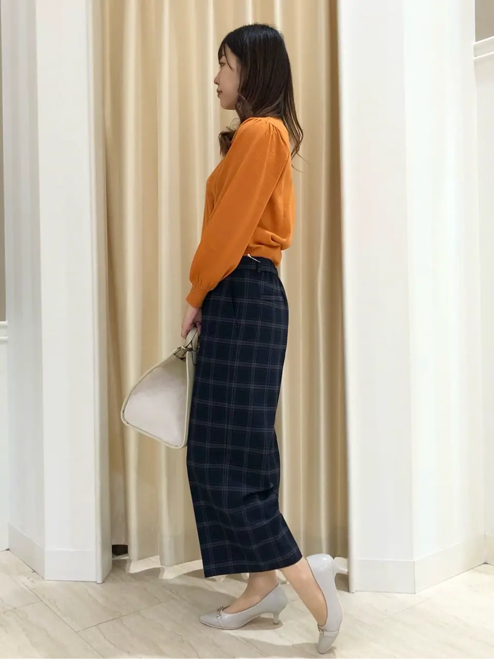 ANY SIS スタッフ コーディネート画像