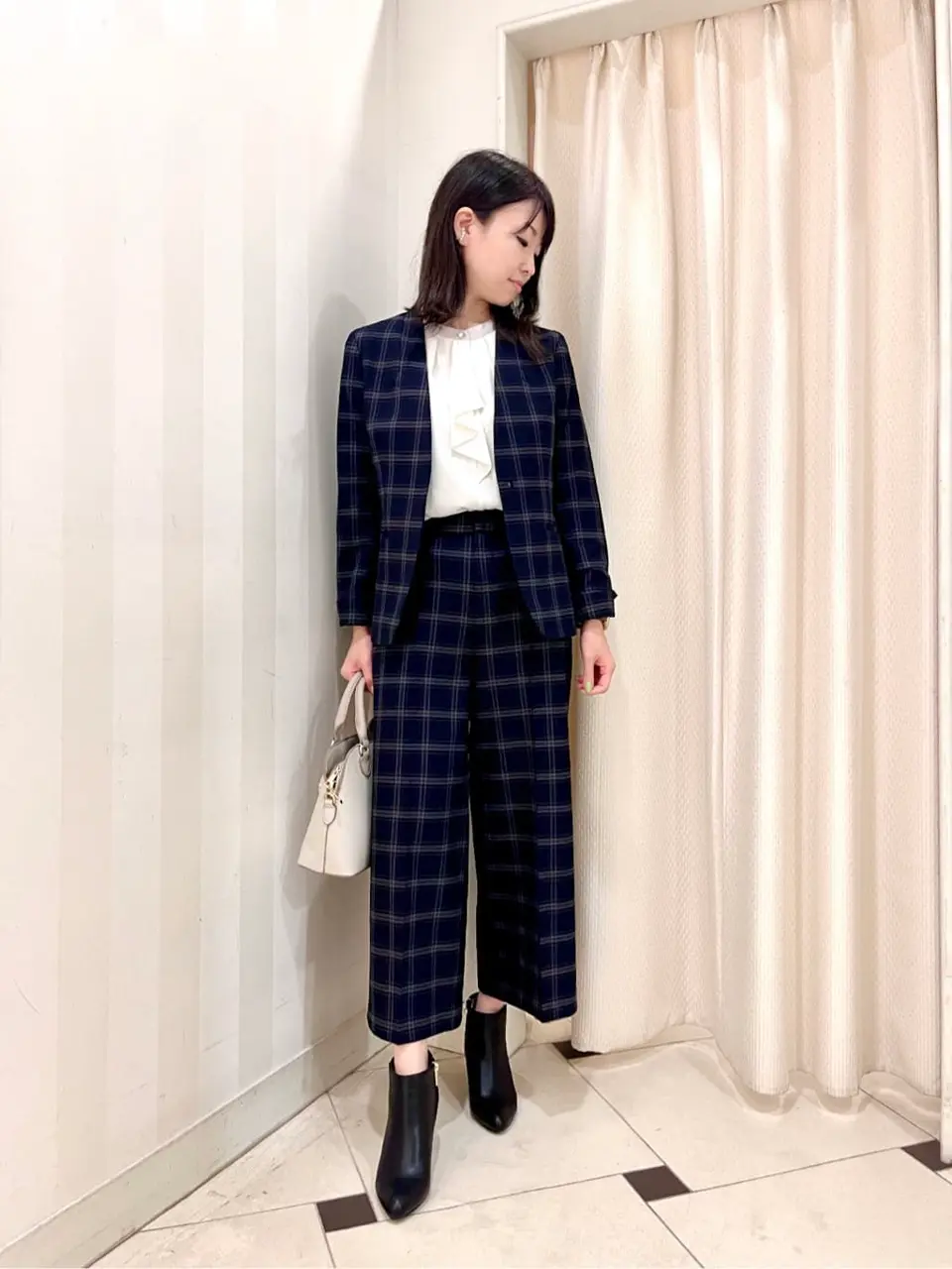 ANY SIS 金井 コーディネート画像