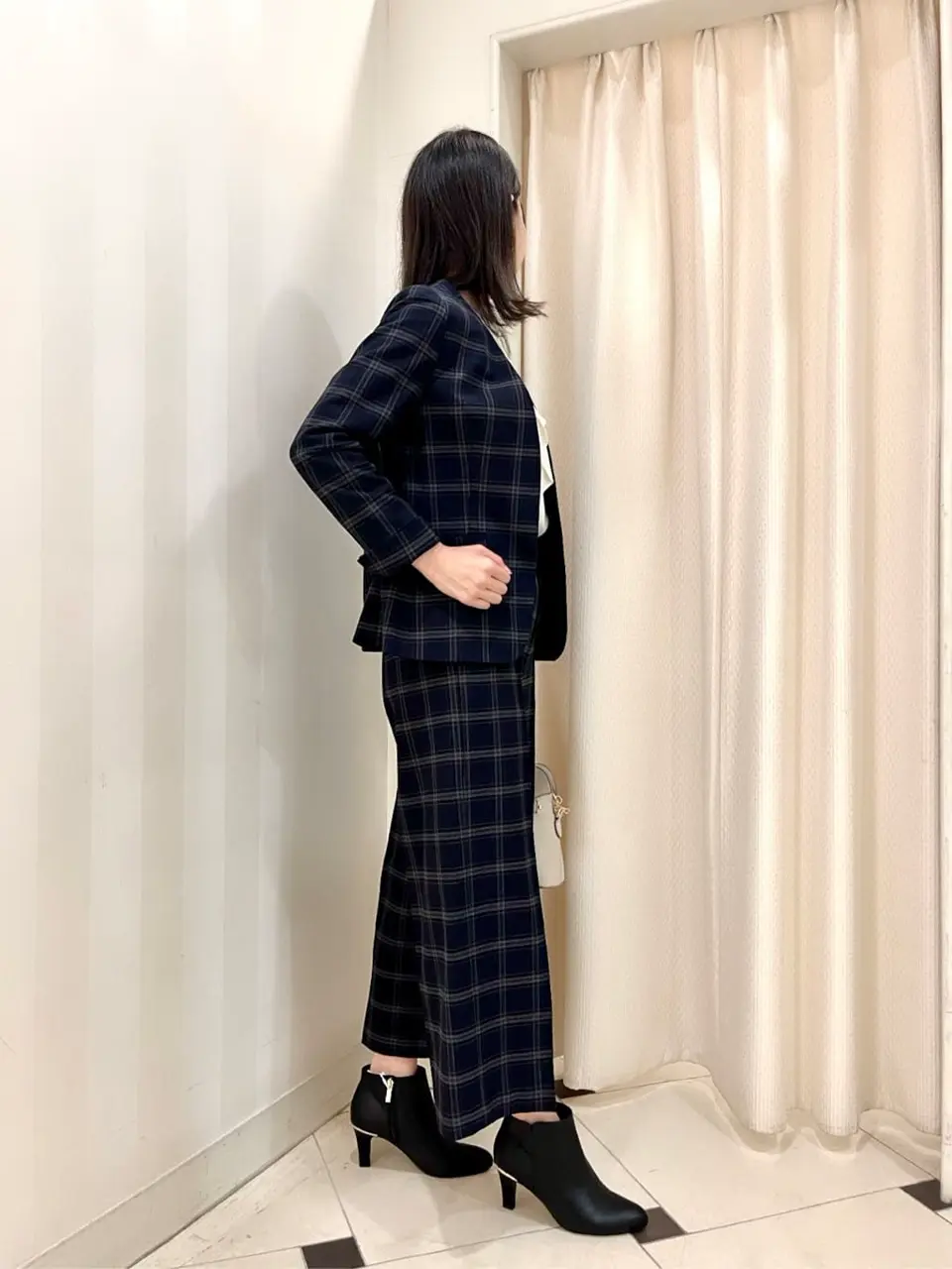 ANY SIS 金井 コーディネート画像