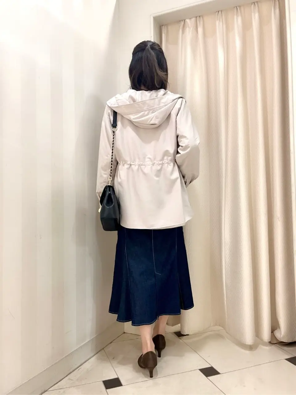 ANY SIS 金井 コーディネート画像