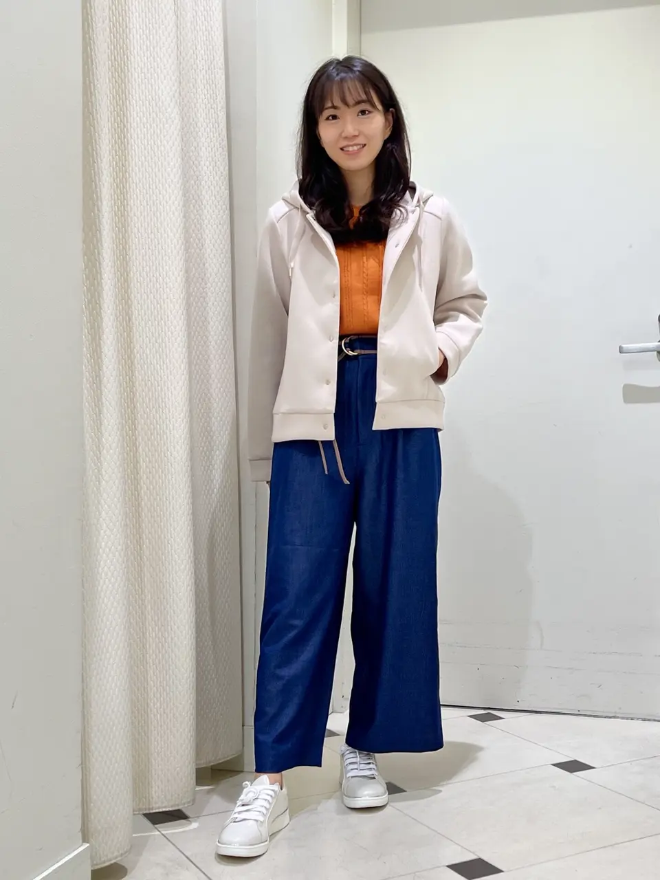 ANY SIS スタッフ コーディネート画像