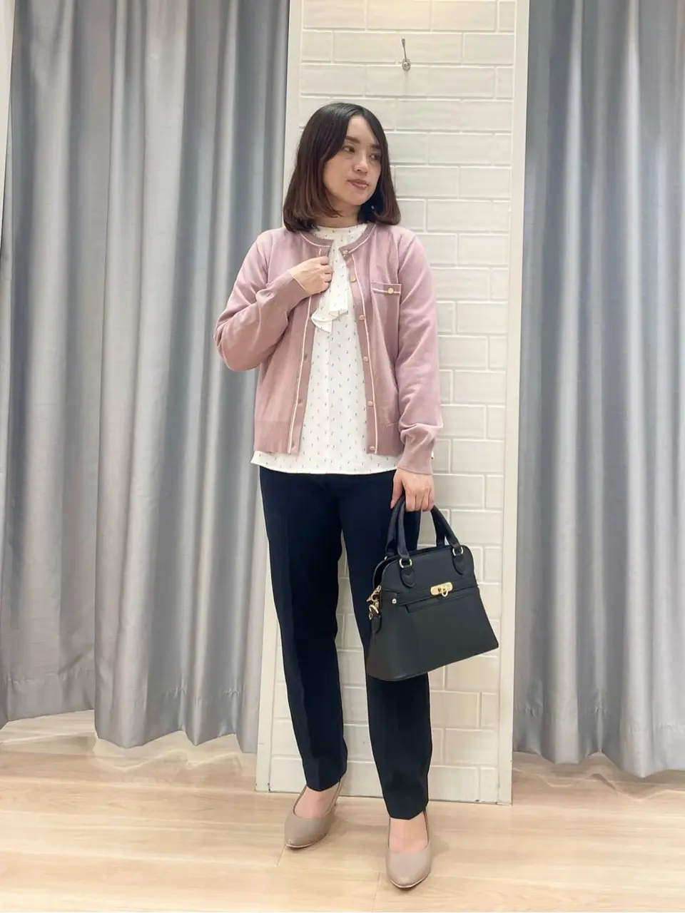 ANY SIS 丸岡 コーディネート画像