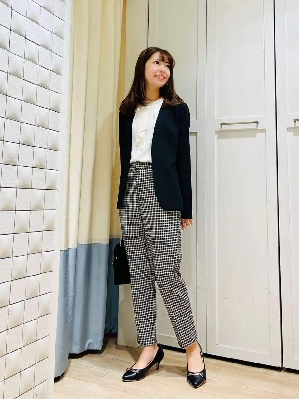 ANY SIS スタッフ コーディネート画像