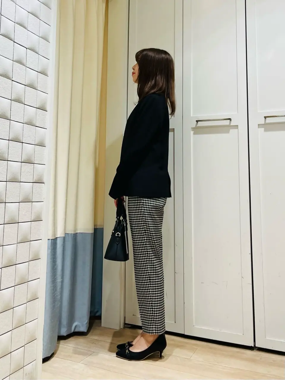 ANY SIS スタッフ コーディネート画像