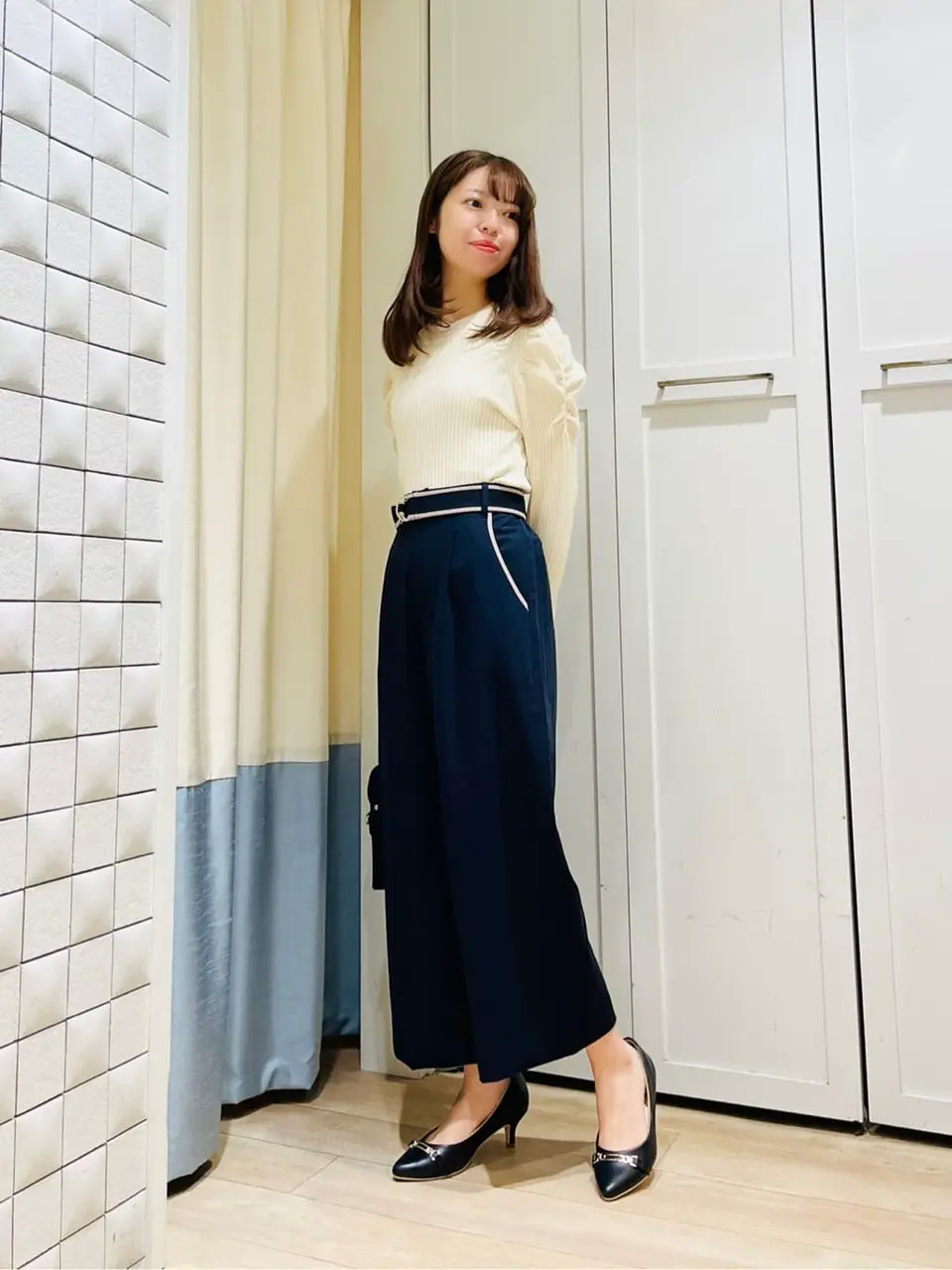 ANY SIS スタッフ コーディネート画像