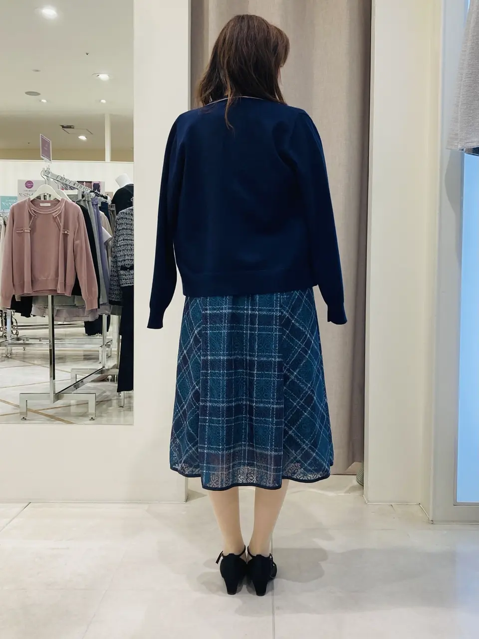 ANY SIS 川根　彩 コーディネート画像