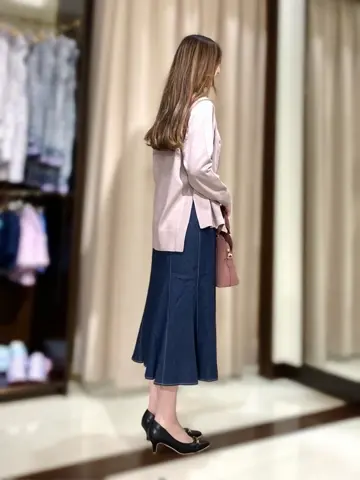 ANY SIS STAFF コーディネート画像