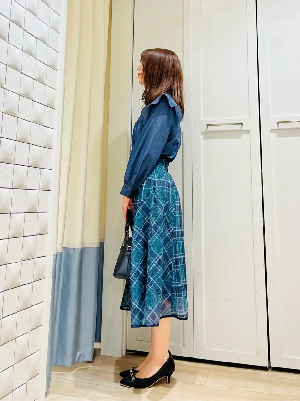 ANY SIS スタッフ コーディネート画像