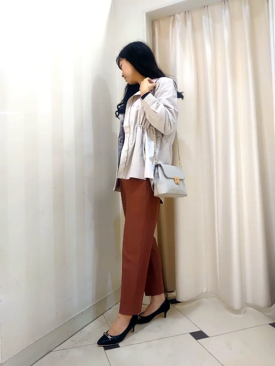 ANY SIS スタッフ コーディネート画像