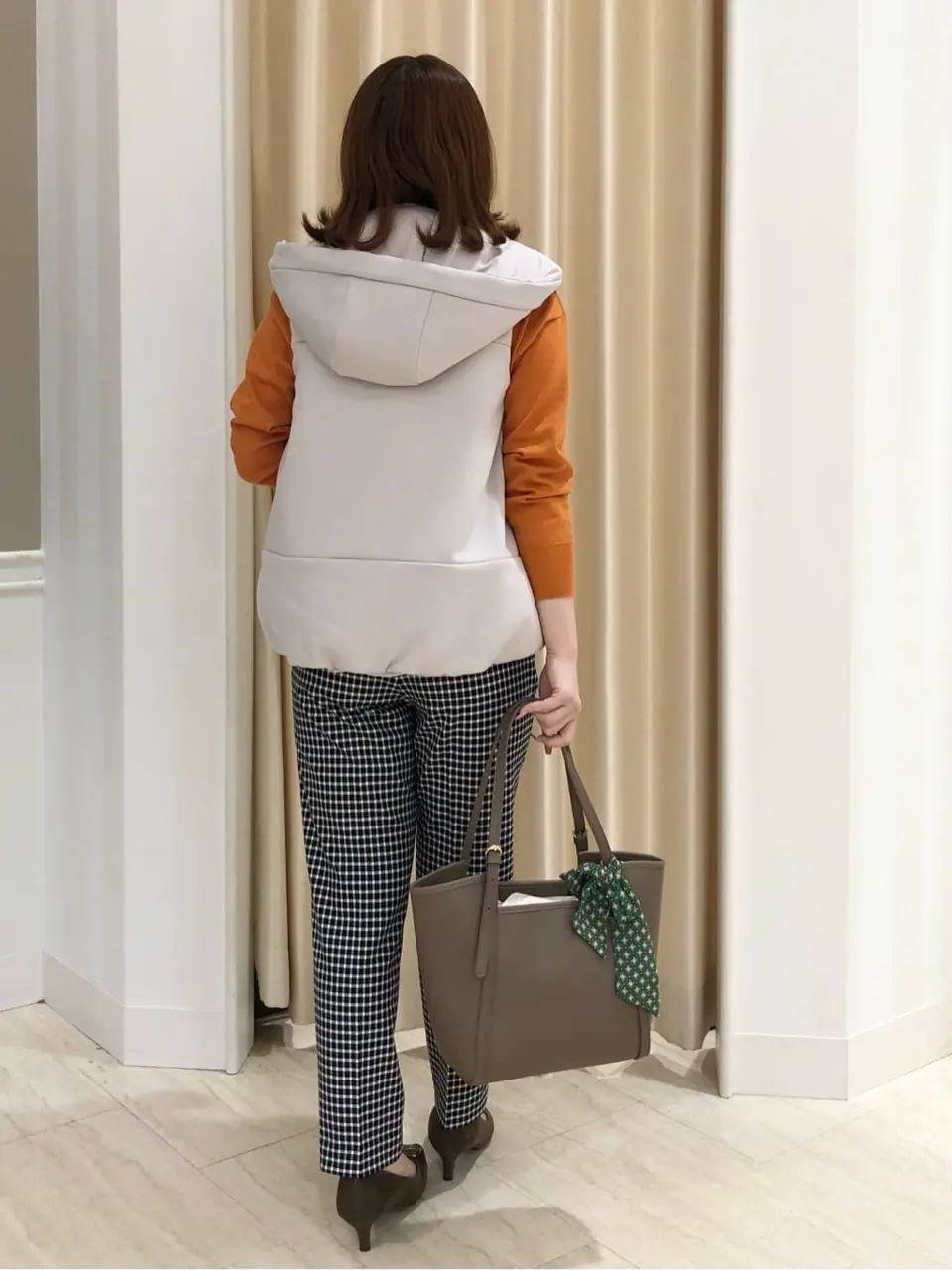 ANY SIS スタッフ コーディネート画像