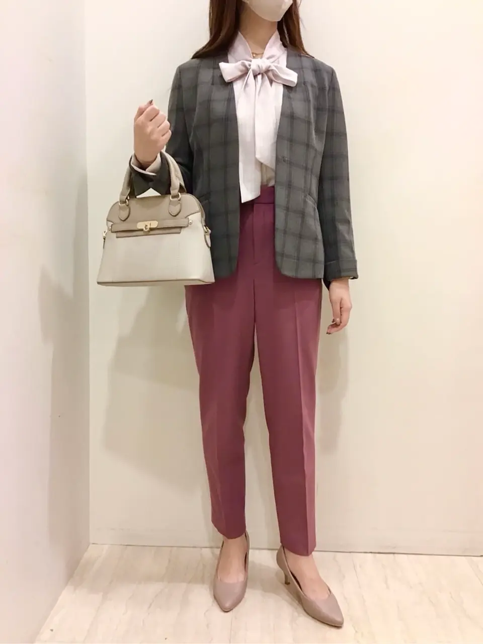 ANY SIS スタッフ コーディネート画像