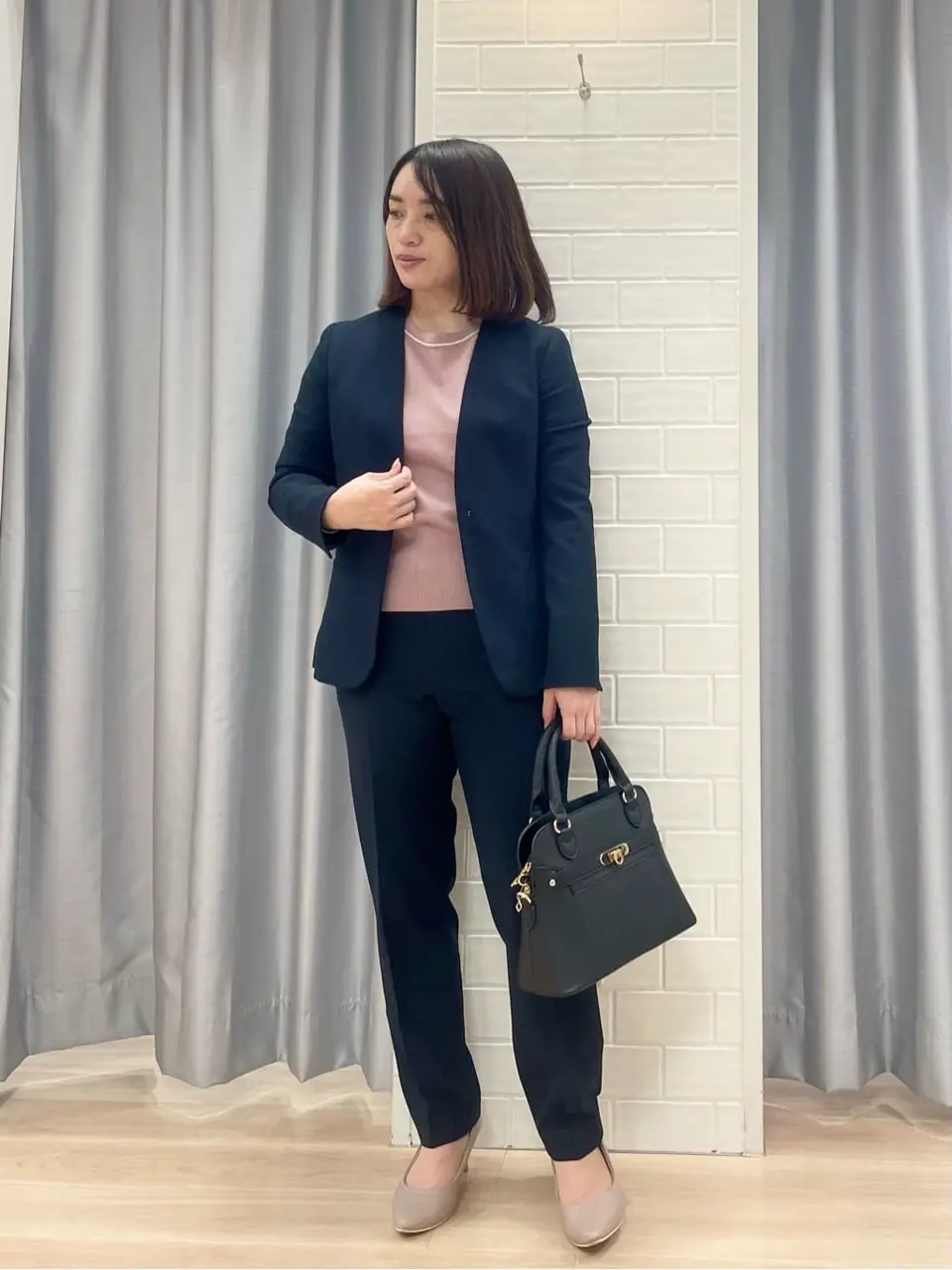 ANY SIS 丸岡 コーディネート画像