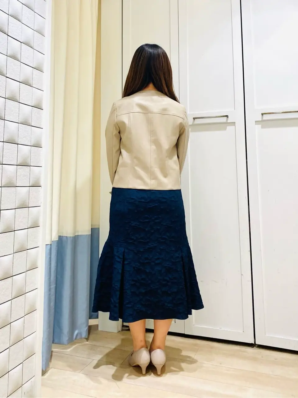 ANY SIS スタッフ コーディネート画像