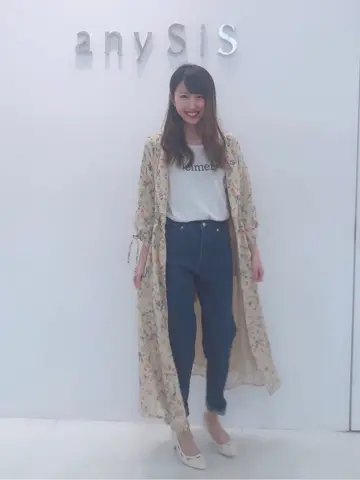 ANY SIS スタッフ コーディネート画像