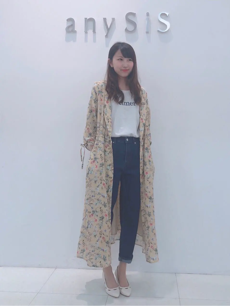 ANY SIS スタッフ コーディネート画像