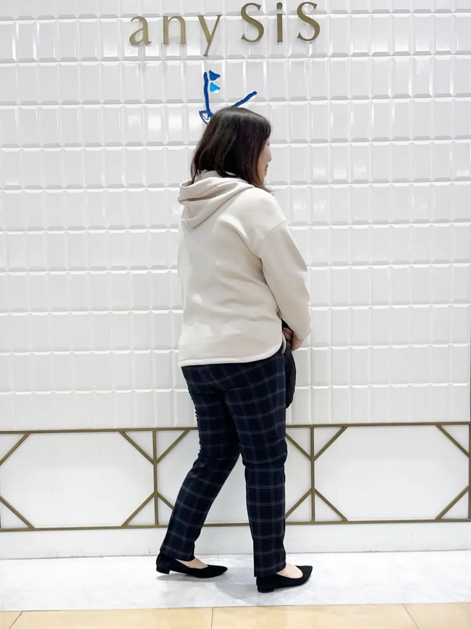ANY SIS 西田 コーディネート画像