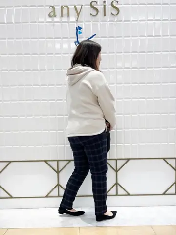 ANY SIS 西田 コーディネート画像