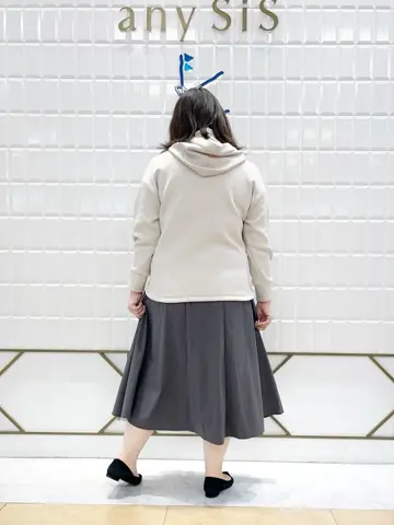 ANY SIS 西田 コーディネート画像