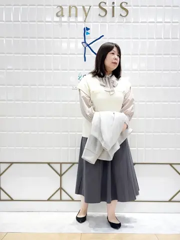 ANY SIS 西田 コーディネート画像