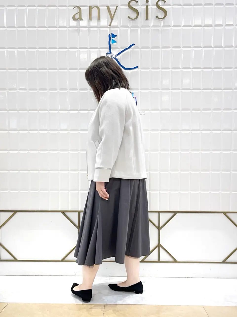 ANY SIS 西田 コーディネート画像