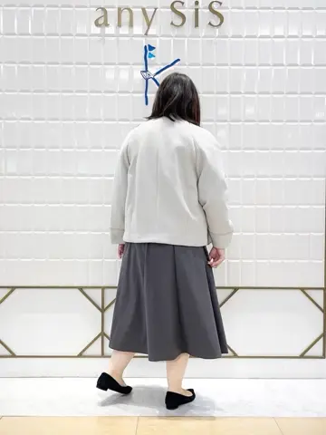 ANY SIS 西田 コーディネート画像