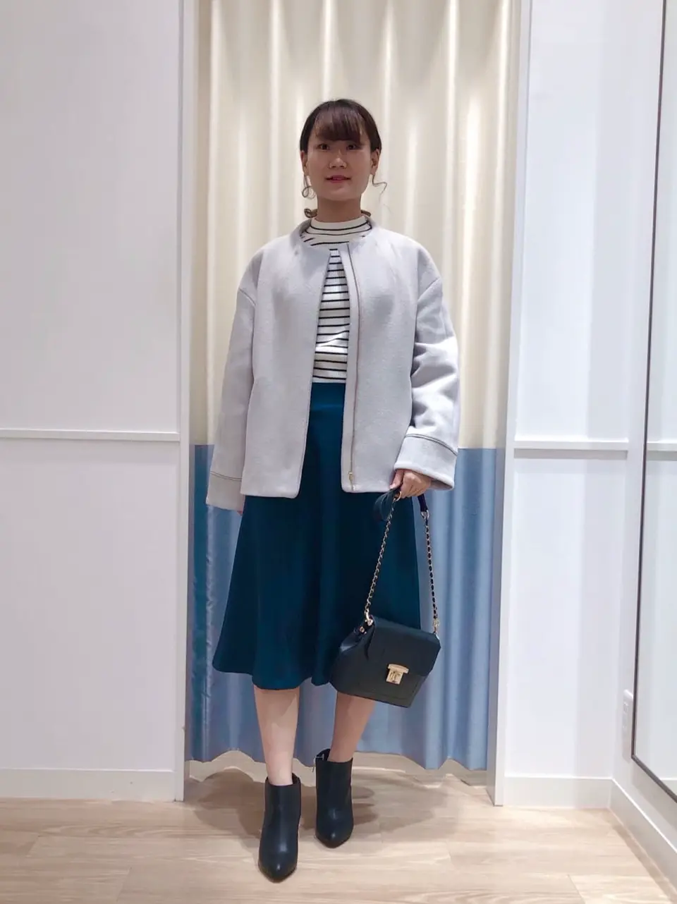 ANY SIS スタッフ コーディネート画像