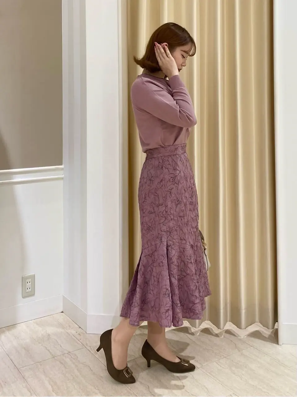 ANY SIS スタッフ コーディネート画像