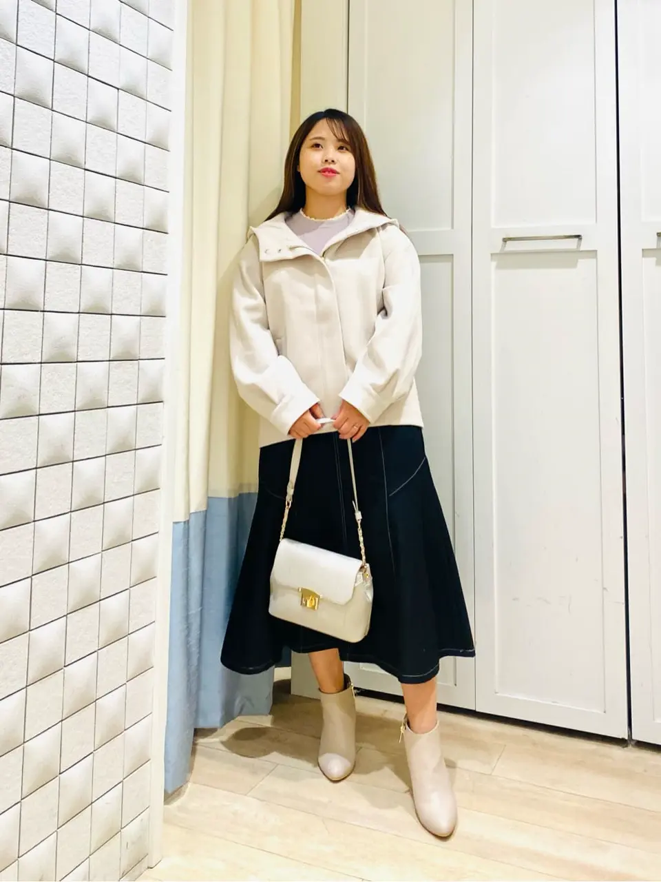 ANY SIS スタッフ コーディネート画像