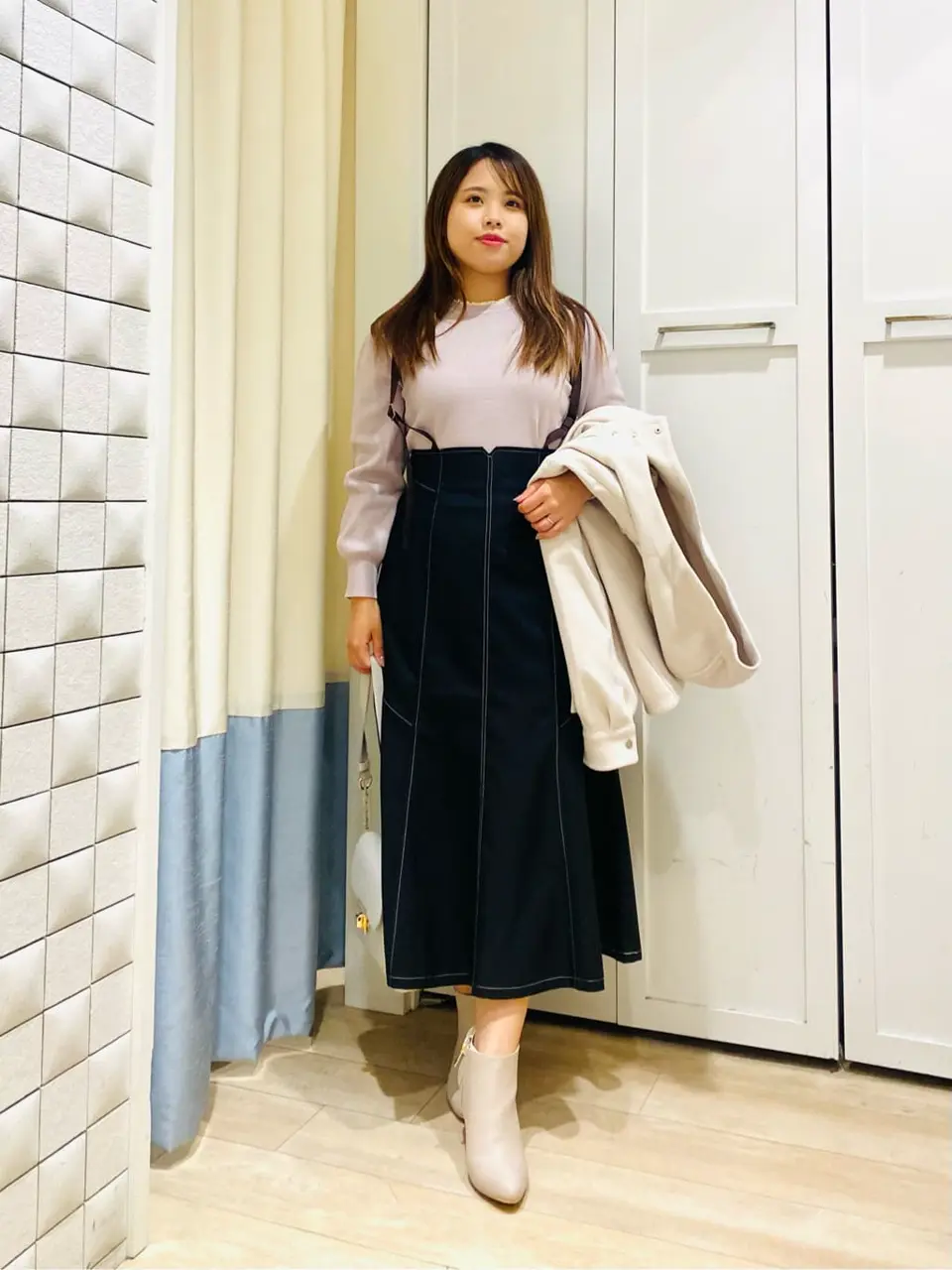 ANY SIS スタッフ コーディネート画像