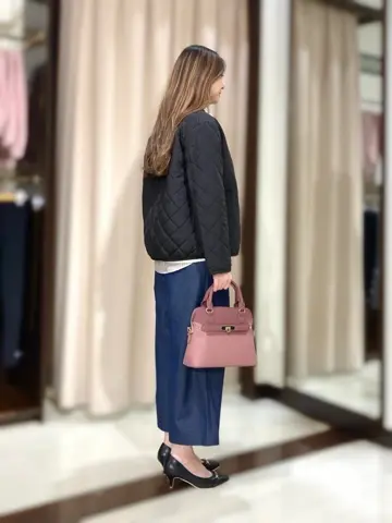 ANY SIS STAFF コーディネート画像