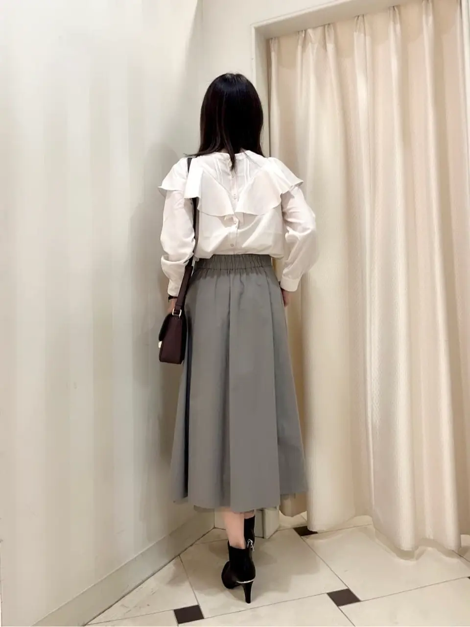 ANY SIS 金井 コーディネート画像