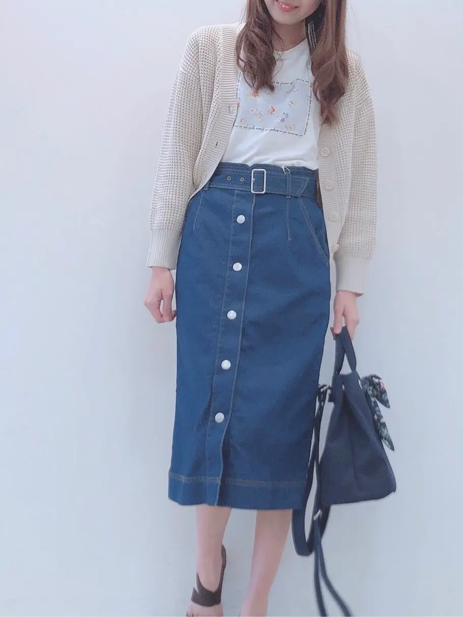 ANY SIS スタッフ コーディネート画像