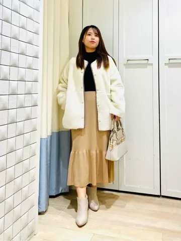 ANY SIS スタッフ コーディネート画像