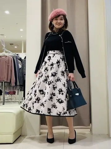 ANY SIS 川根　彩 コーディネート画像