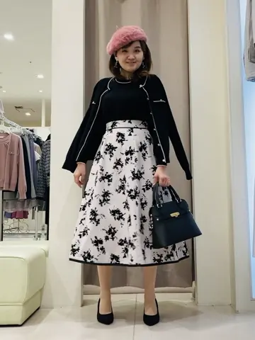 ANY SIS 川根　彩 コーディネート画像