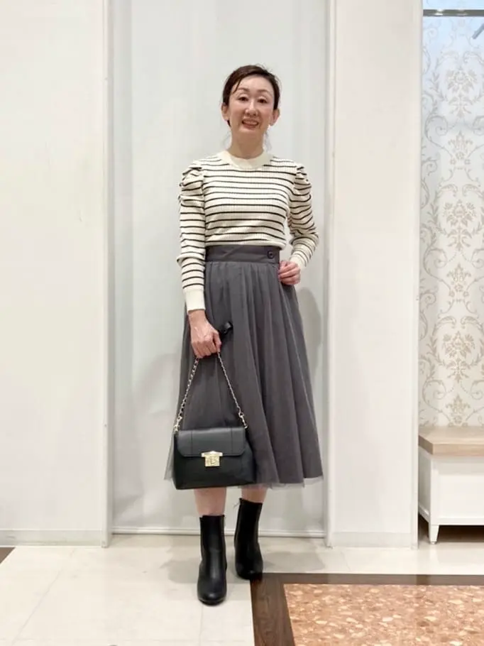 ANY SIS スタッフ コーディネート画像