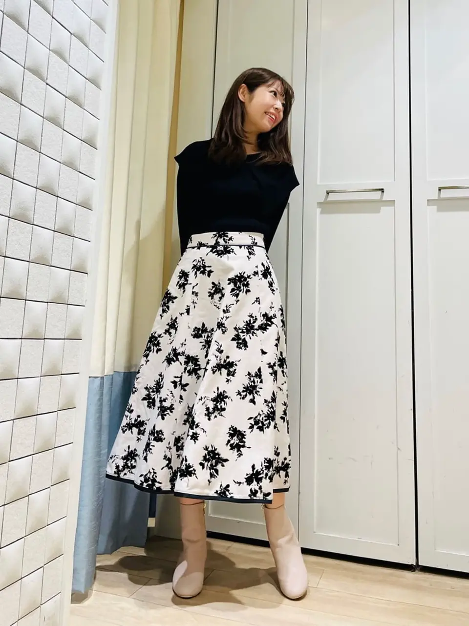 ANY SIS スタッフ コーディネート画像