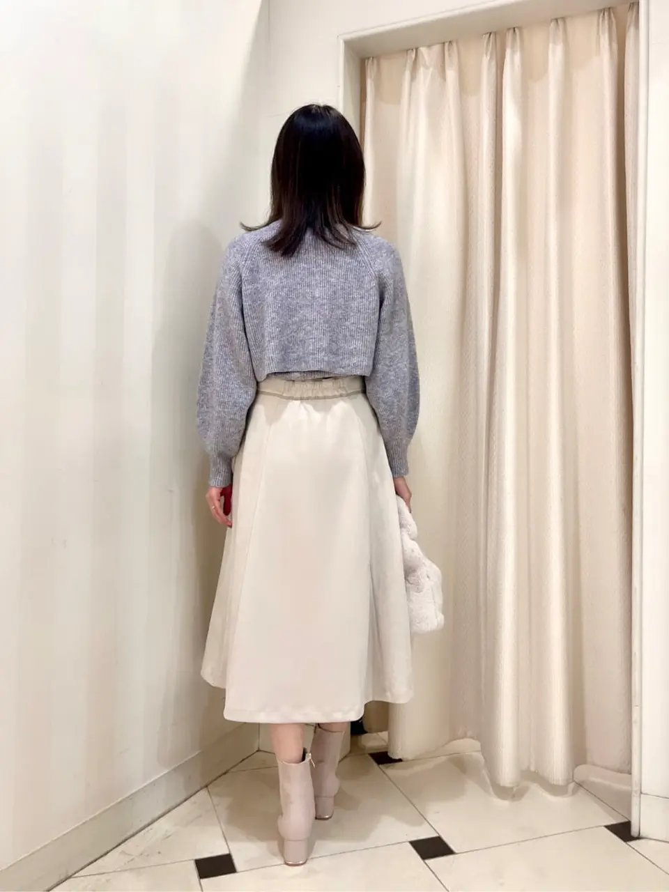 ANY SIS 金井 コーディネート画像