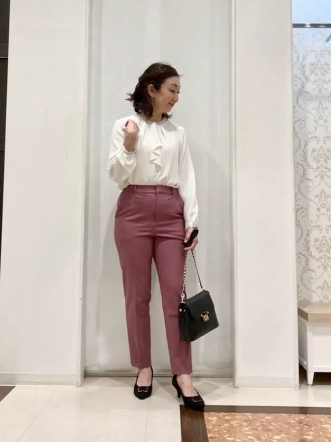 ANY SIS スタッフ コーディネート画像