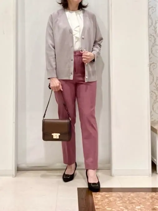 ANY SIS スタッフ コーディネート画像