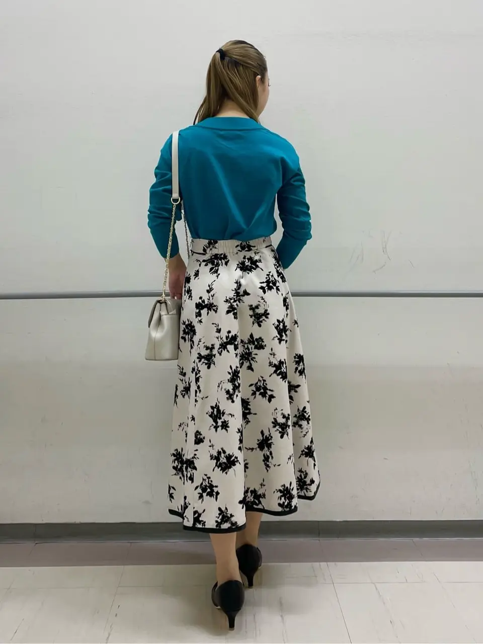 ANY SIS 土居 コーディネート画像