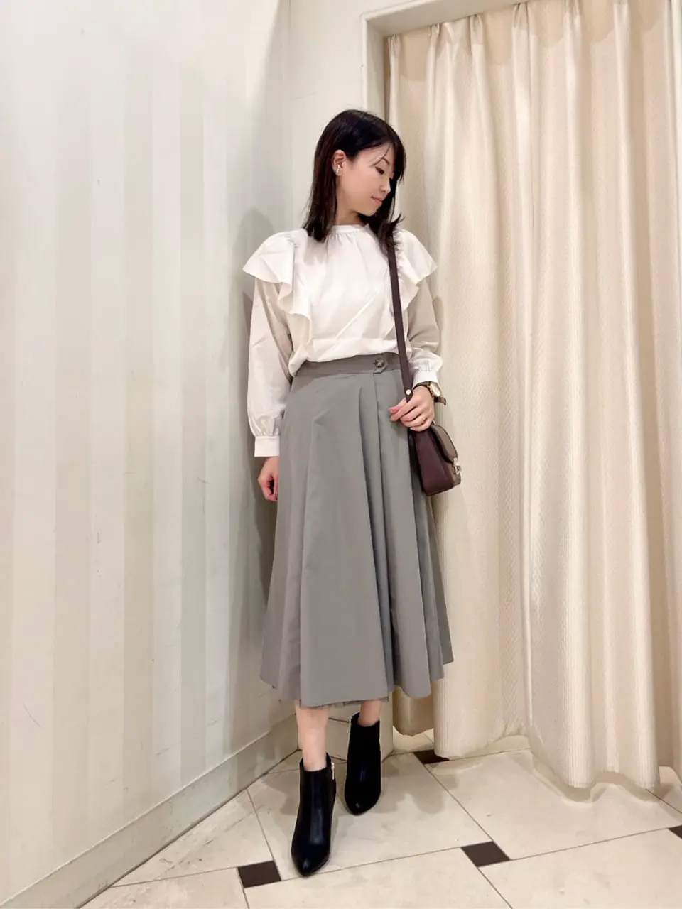 ANY SIS 金井 コーディネート画像