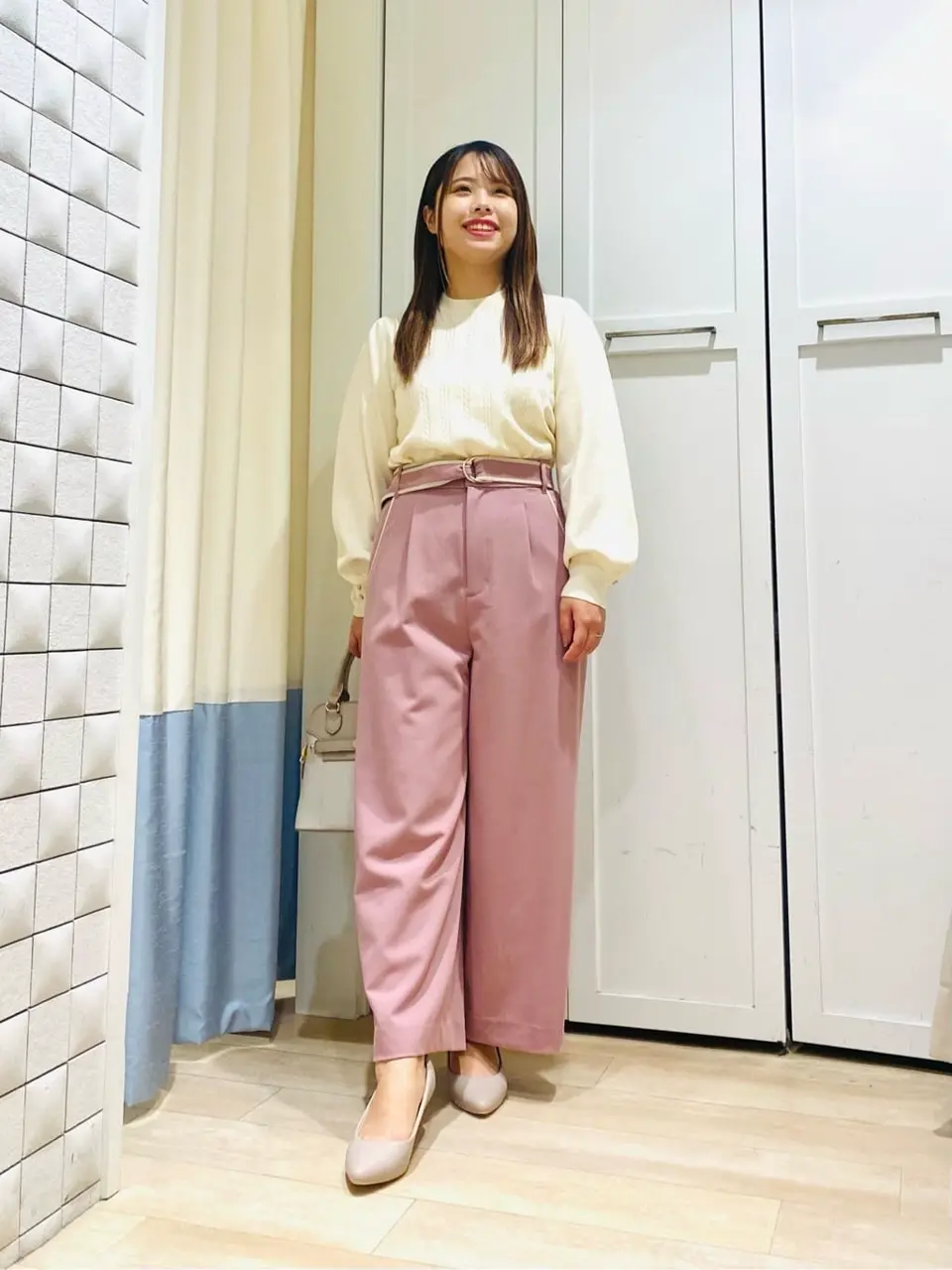 ANY SIS スタッフ コーディネート画像